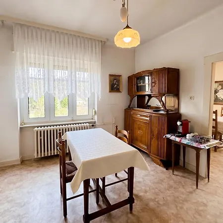 Дом отдыха Spacieuse Maison A De 300 M² Avec 8 *