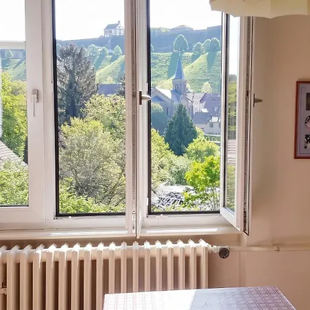 Дом отдыха Spacieuse Maison A De 300 M² Avec 8 *