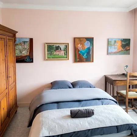 Дом отдыха Spacieuse Maison A De 300 M² Avec 8