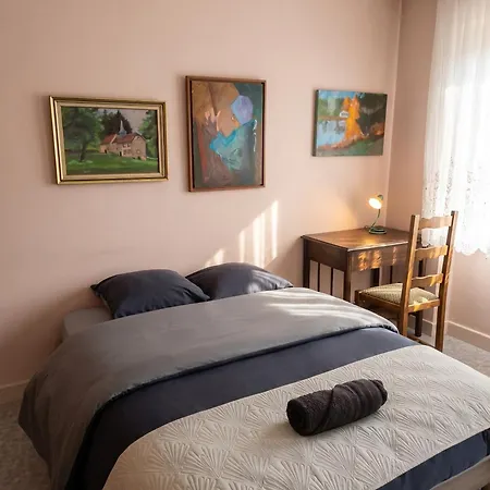 Дом отдыха Spacieuse Maison A De 300 M² Avec 8