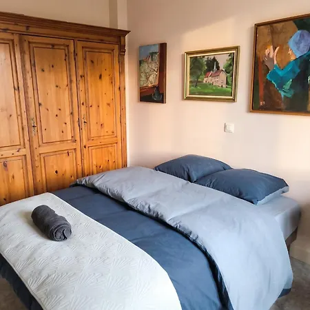 Spacieuse Maison A De 300 M² Avec 8 * Бич