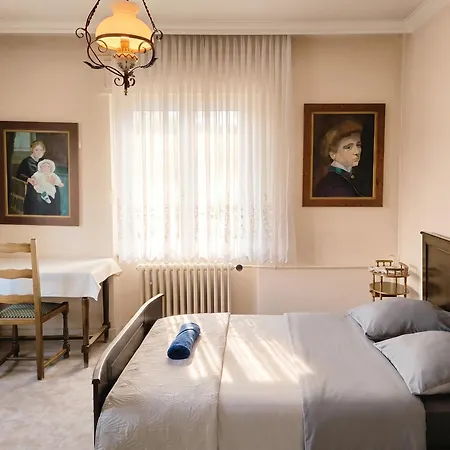 Spacieuse Maison A De 300 M² Avec 8 * Бич