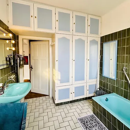 Spacieuse Maison A De 300 M² Avec 8 Дом отдыха Бич