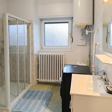 Tatil Evi Spacieuse Maison A De 300 M² Avec 8 *