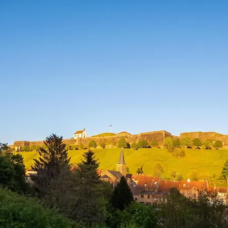 Spacieuse Maison A De 300 M² Avec 8 Бич